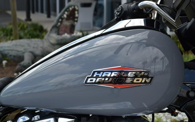 2026 Harley-Davidson® Street Glide® Solo Dark Billiard Gray - FLHX