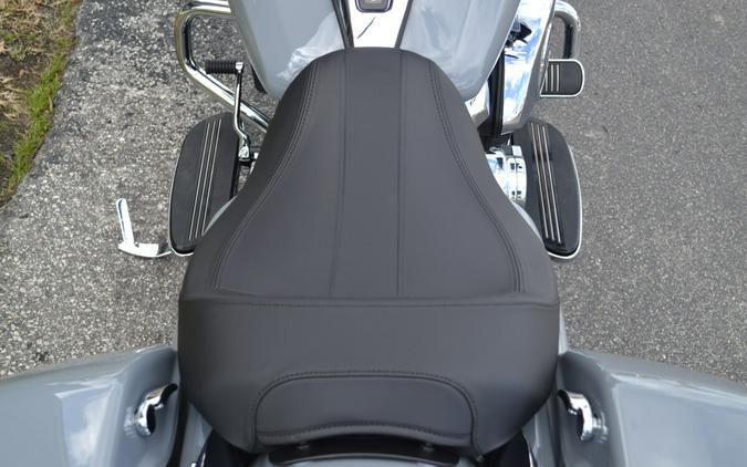 2026 Harley-Davidson® Street Glide® Solo Dark Billiard Gray - FLHX