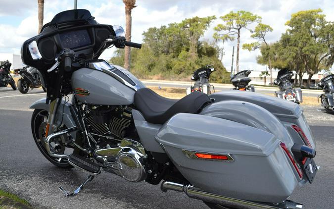 2026 Harley-Davidson® Street Glide® Solo Dark Billiard Gray - FLHX