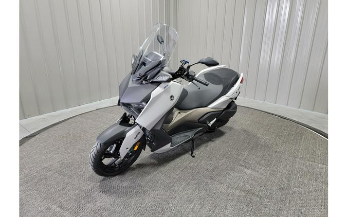 2024 Yamaha XMAX™ BASE