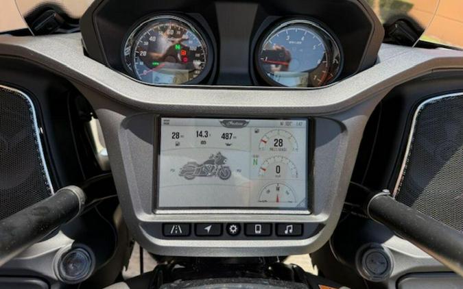 2025 Indian Motorcycle CHALLENGER
