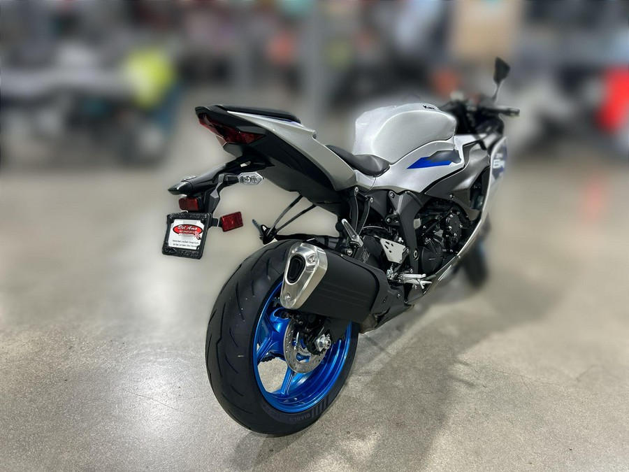 2027 Kawasaki NINJA ZX-6R ABS