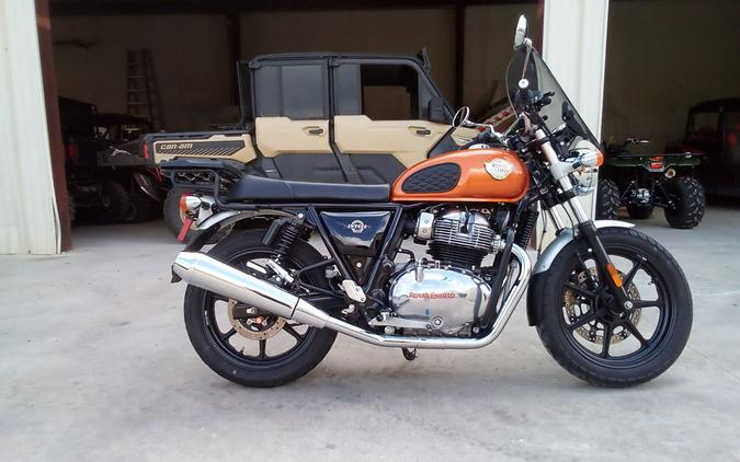 2022 Royal Enfield Twins INT650
