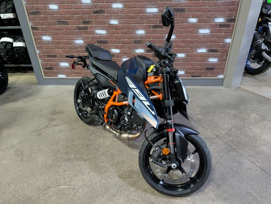 2026 KTM 390 Duke