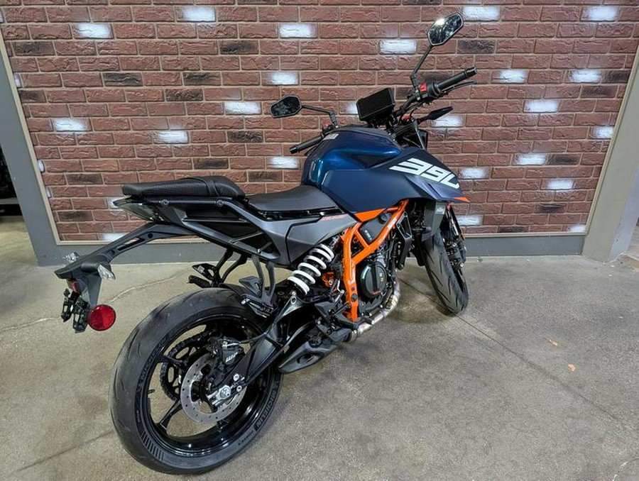 2026 KTM 390 Duke