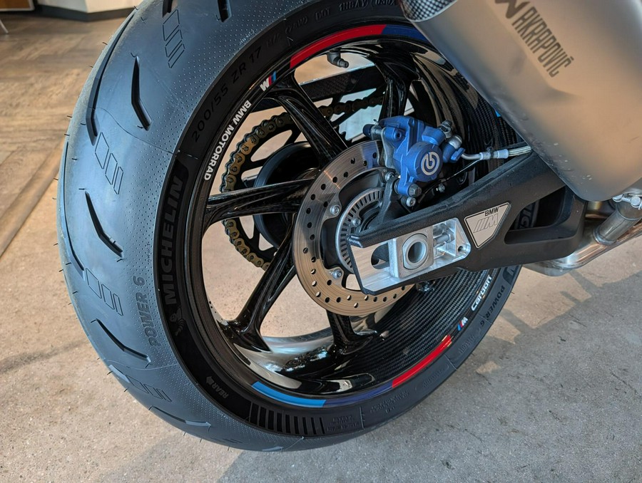 2023 BMW M 1000 R