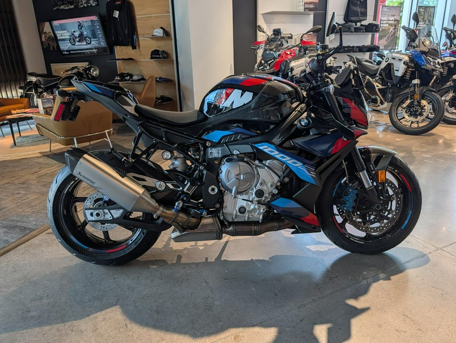 2023 BMW M 1000 R