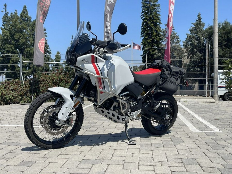 2023 Ducati DesertX Star White Silk