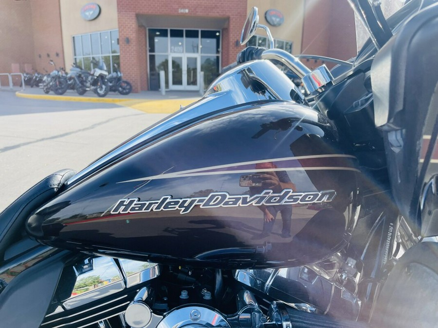 2011 Harley-Davidson Road Glide Ultra FLTRU