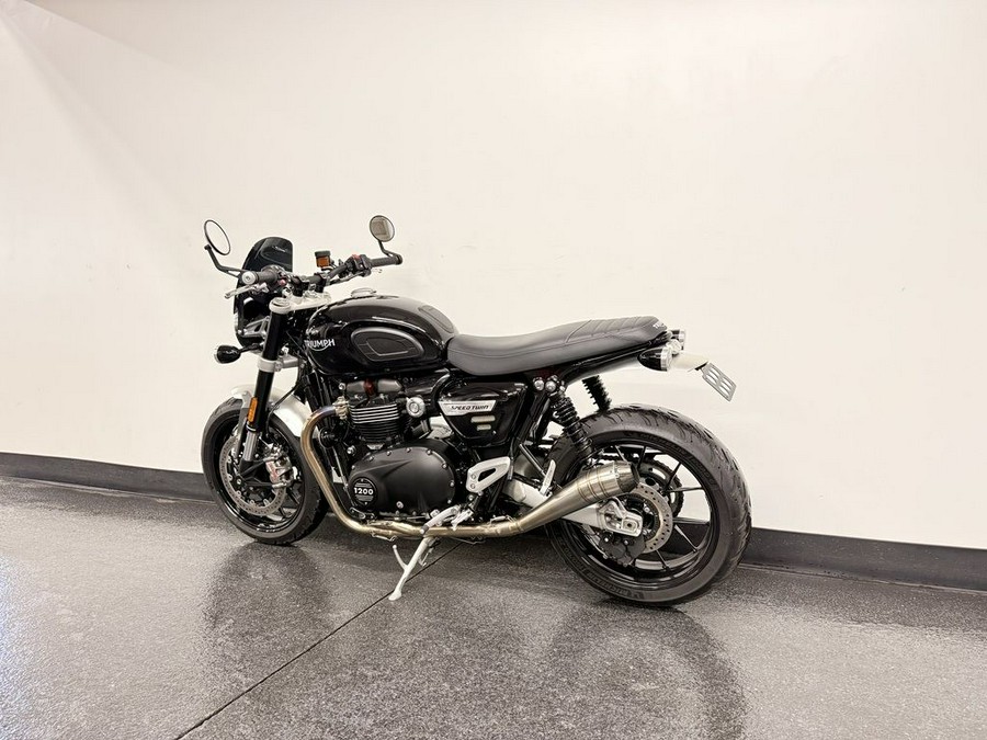 2023 Triumph Speed Twin 1200 Jet Black