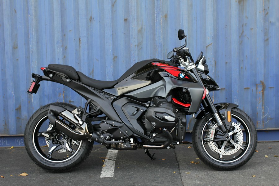 2026 BMW R 1300 R