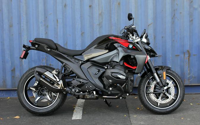 2026 BMW R 1300 R