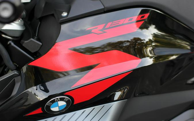 2026 BMW R 1300 R
