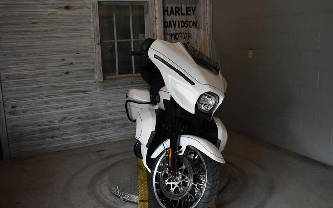 2026 Harley-Davidson® FLHXL - Street Glide® Limited