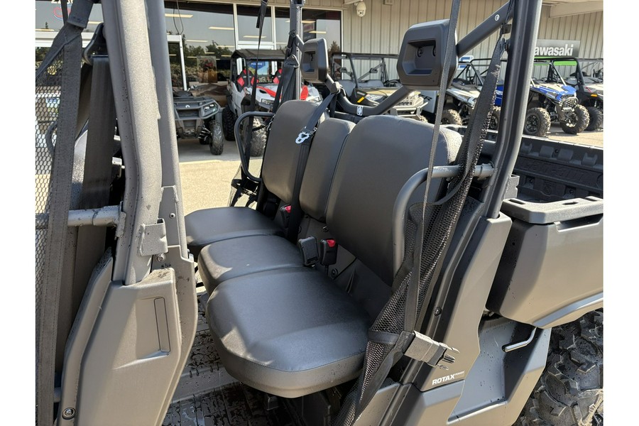 2025 Can-Am Defender Max DPS HD9