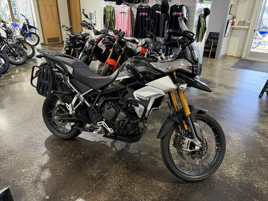 2022 Triumph Tiger 900 Rally Pro Sapphire Black