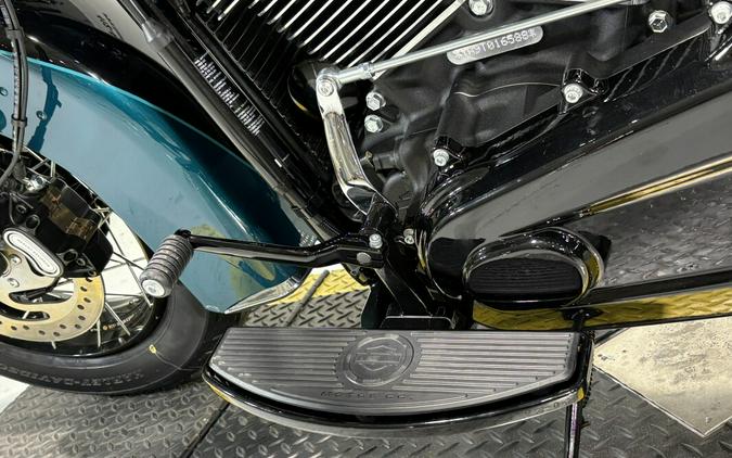 2026 Harley-Davidson® Heritage Classic Teal Thunder / Vivid Black w/Laced Wheels