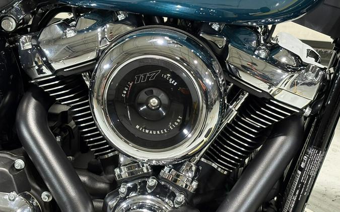 2026 Harley-Davidson® Heritage Classic Teal Thunder / Vivid Black w/Laced Wheels