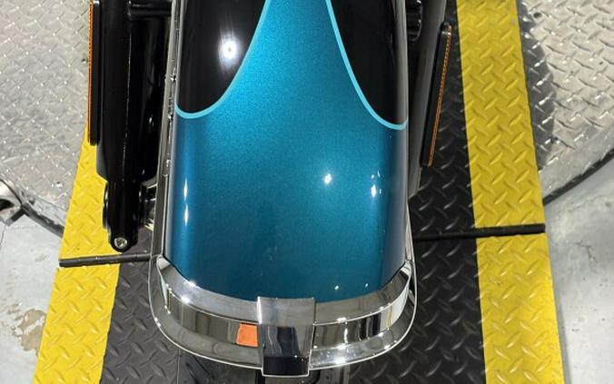 2026 Harley-Davidson® Heritage Classic Teal Thunder / Vivid Black w/Laced Wheels