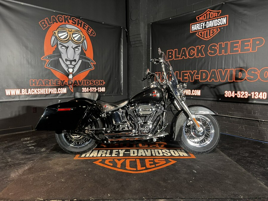 2017 Harley-Davidson® FLSTC Heritage Softail® Classic