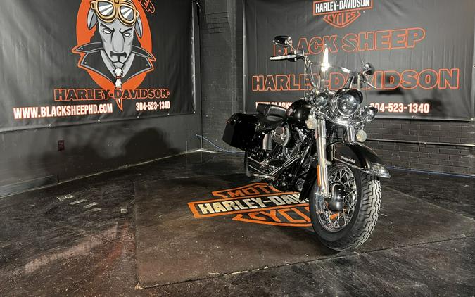 2017 Harley-Davidson® FLSTC Heritage Softail® Classic