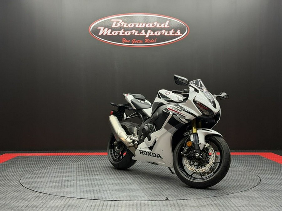 2027 Honda CBR1000RR