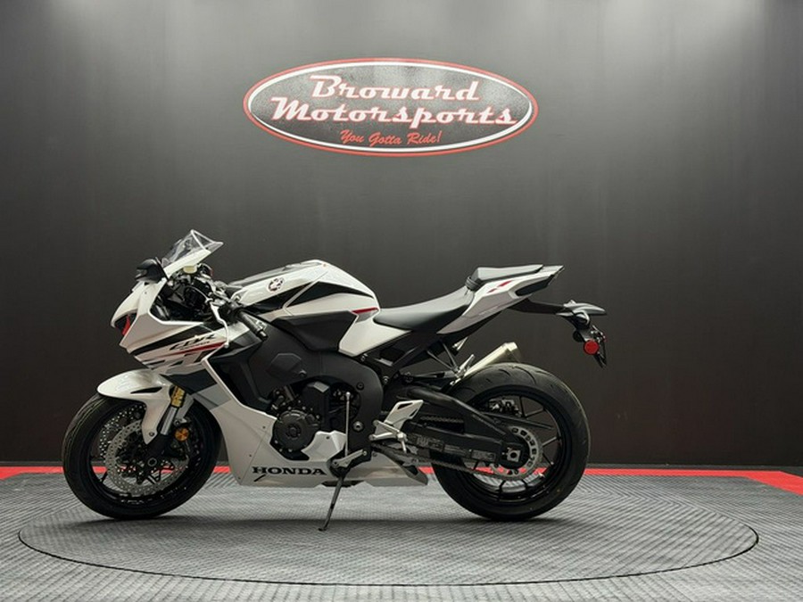 2027 Honda CBR1000RR
