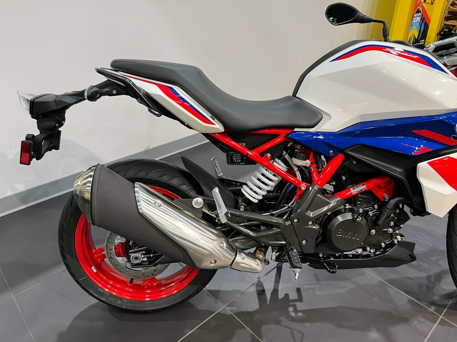 2023 BMW G 310 R