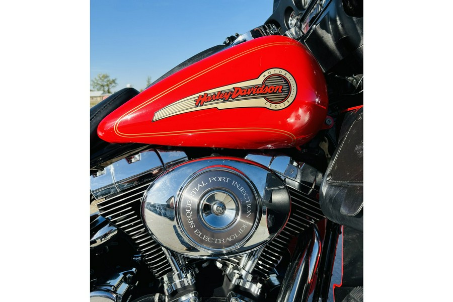 2002 Harley-Davidson® FLHTCU ULTRA CLASSIC FIREFIGHTER