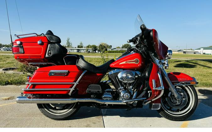 2002 Harley-Davidson® FLHTCU ULTRA CLASSIC FIREFIGHTER