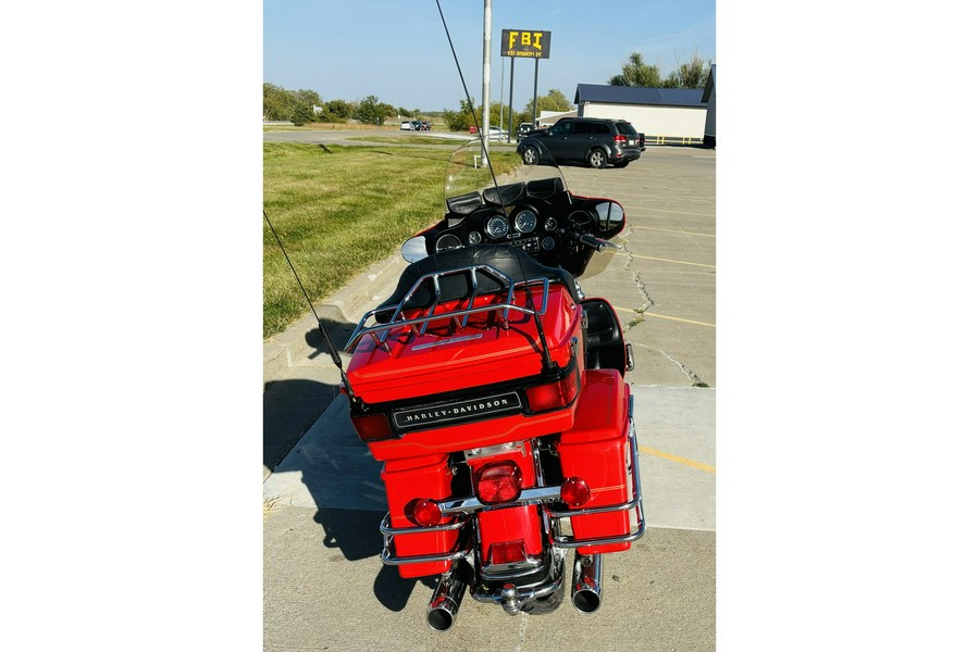 2002 Harley-Davidson® FLHTCU ULTRA CLASSIC FIREFIGHTER