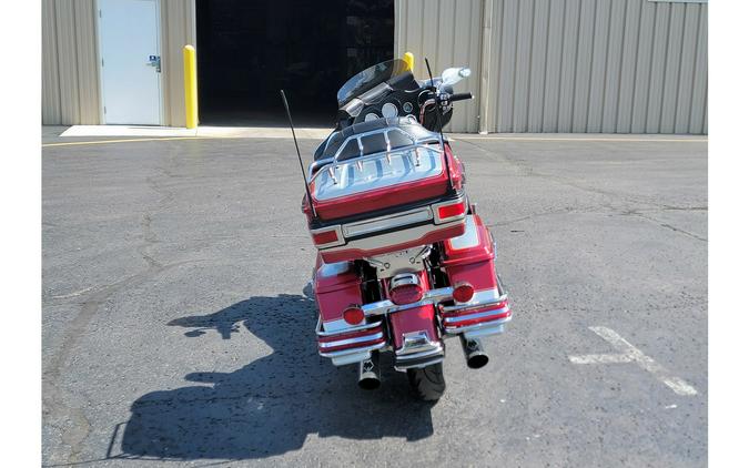 2004 FLHTCUI - Harley-Davidson®