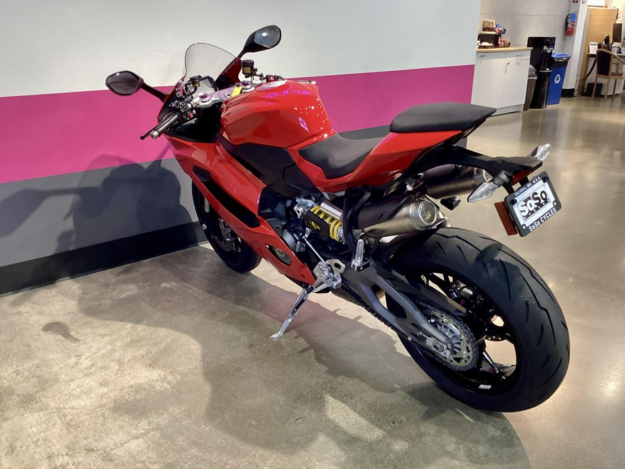 2026 Ducati Panigale V2