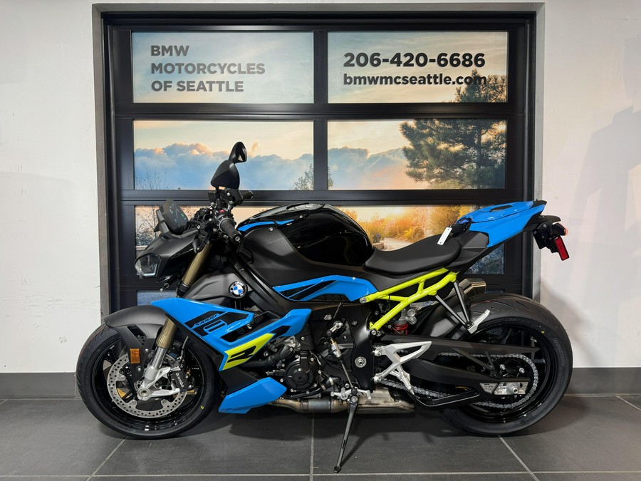 2026 BMW S 1000 R