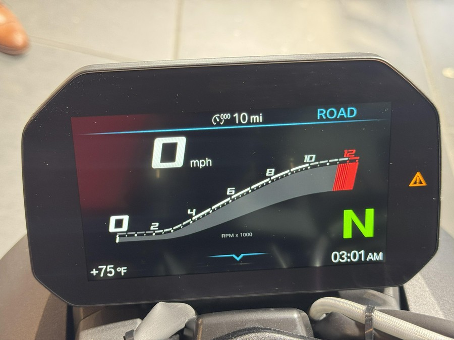 2026 BMW S 1000 R