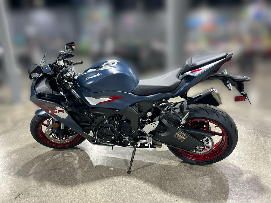 2027 Kawasaki NINJA ZX-6R ABS
