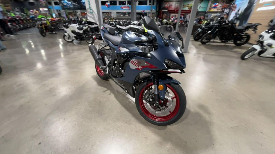 2027 Kawasaki NINJA ZX-6R ABS