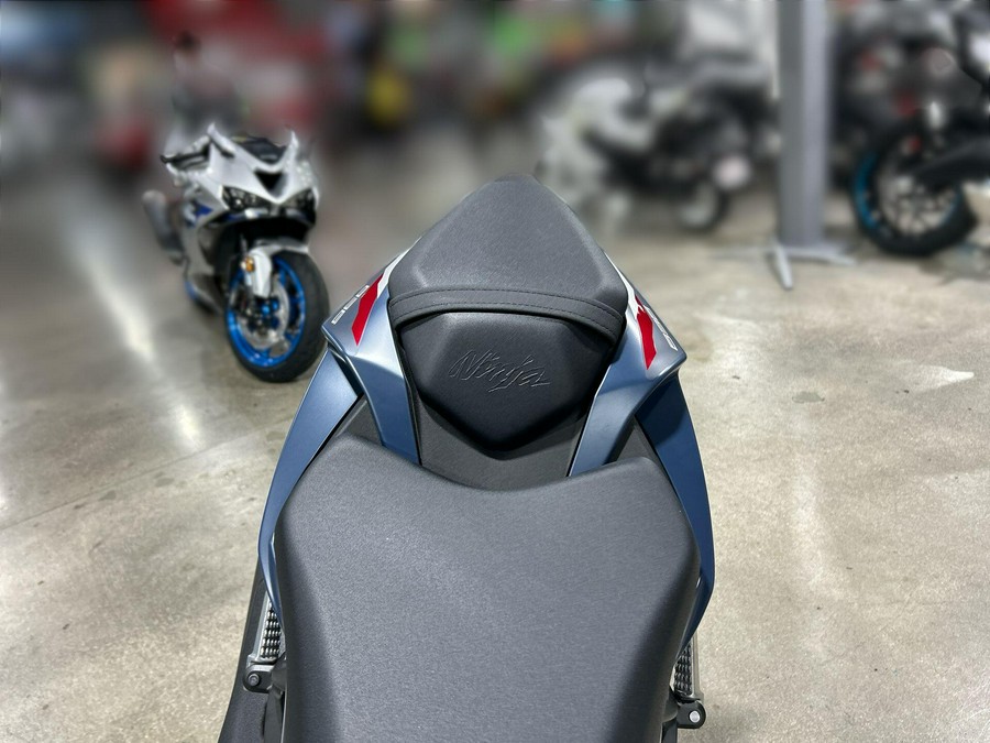 2027 Kawasaki NINJA ZX-6R ABS
