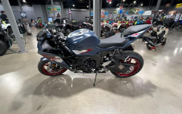2027 Kawasaki NINJA ZX-6R ABS