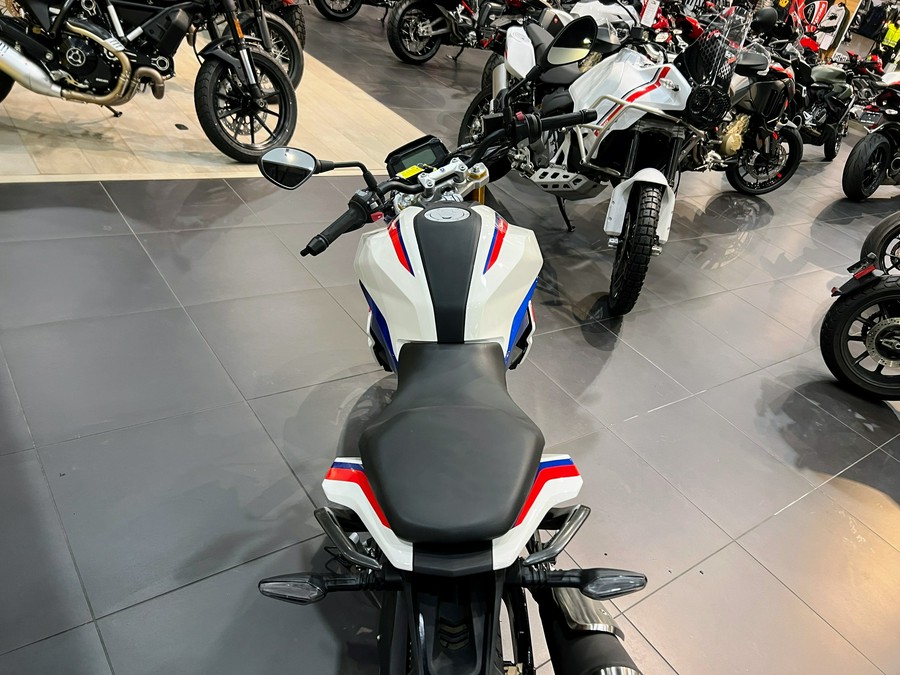 2023 BMW G 310 R