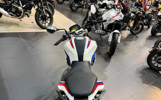 2023 BMW G 310 R