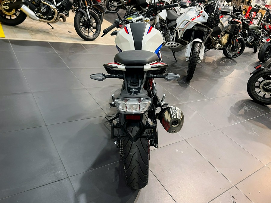 2023 BMW G 310 R