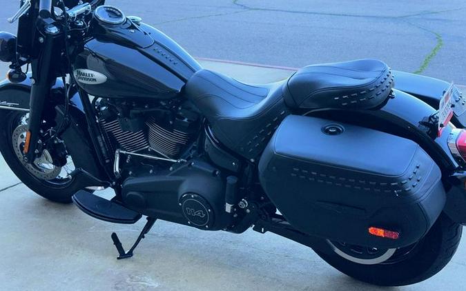 2023 Harley-Davidson® FLHCS - Heritage Classic