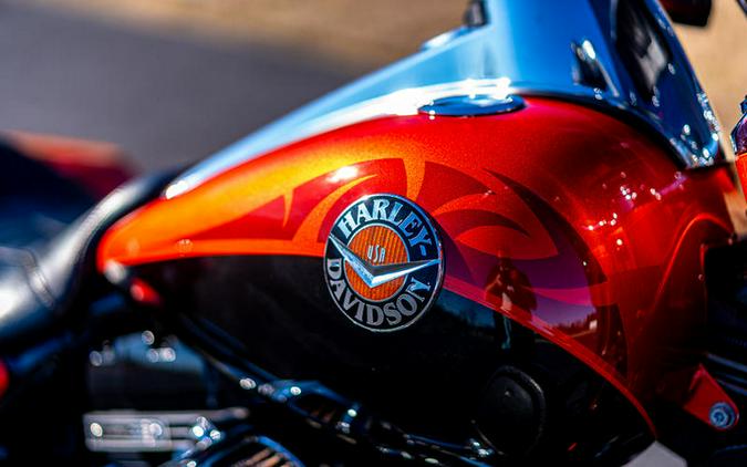 2014 Harley-Davidson® FLHRSE - CVO™ Road King®