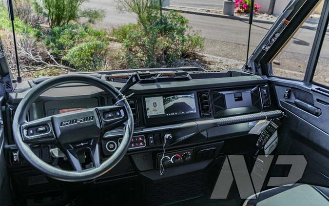 2026 Can-Am Defender MAX LONE STAR CAB HD11