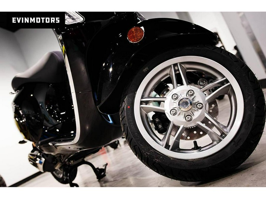 2025 Vespa PRIMAVERA 150