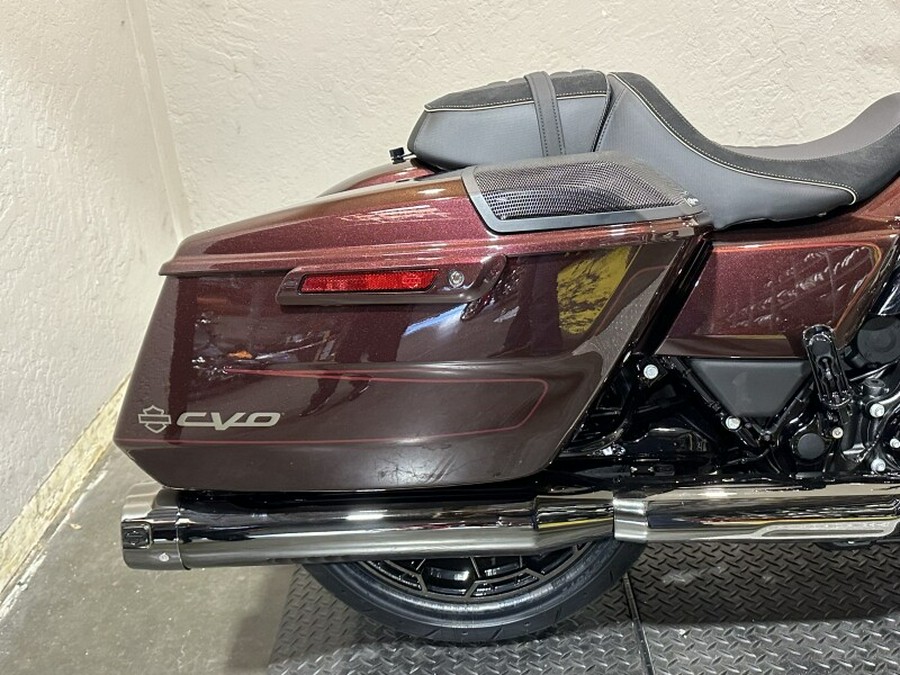 Harley-Davidson CVO™ Road Glide 2024 FLTRXSE 84452755 COPPERHEAD W/ PINSTRIP