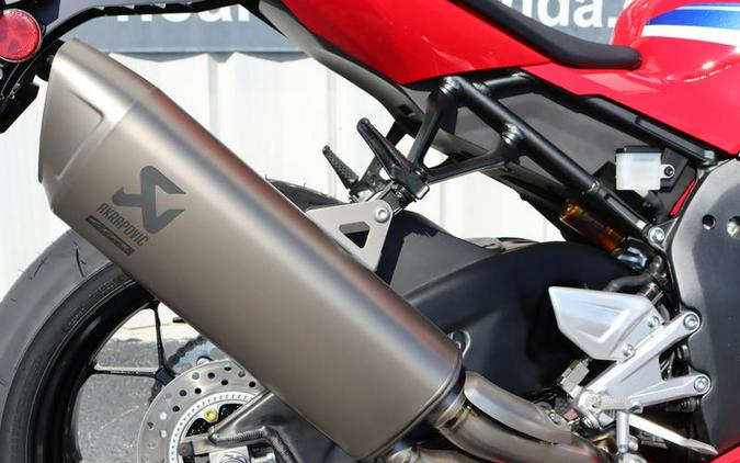 2025 Honda® CBR1000RR-R Fireblade SP