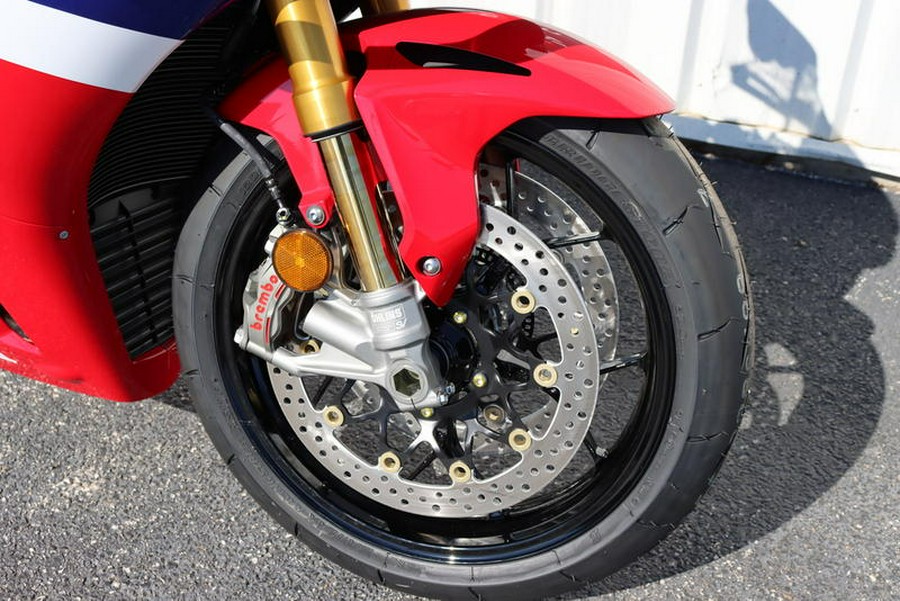 2025 Honda® CBR1000RR-R Fireblade SP