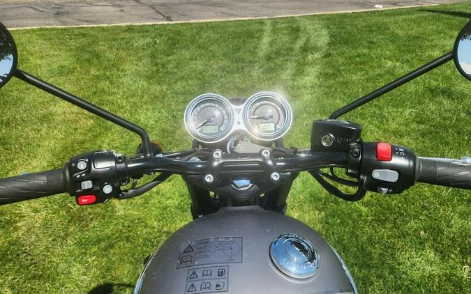 2025 Triumph Bonneville T120 Black